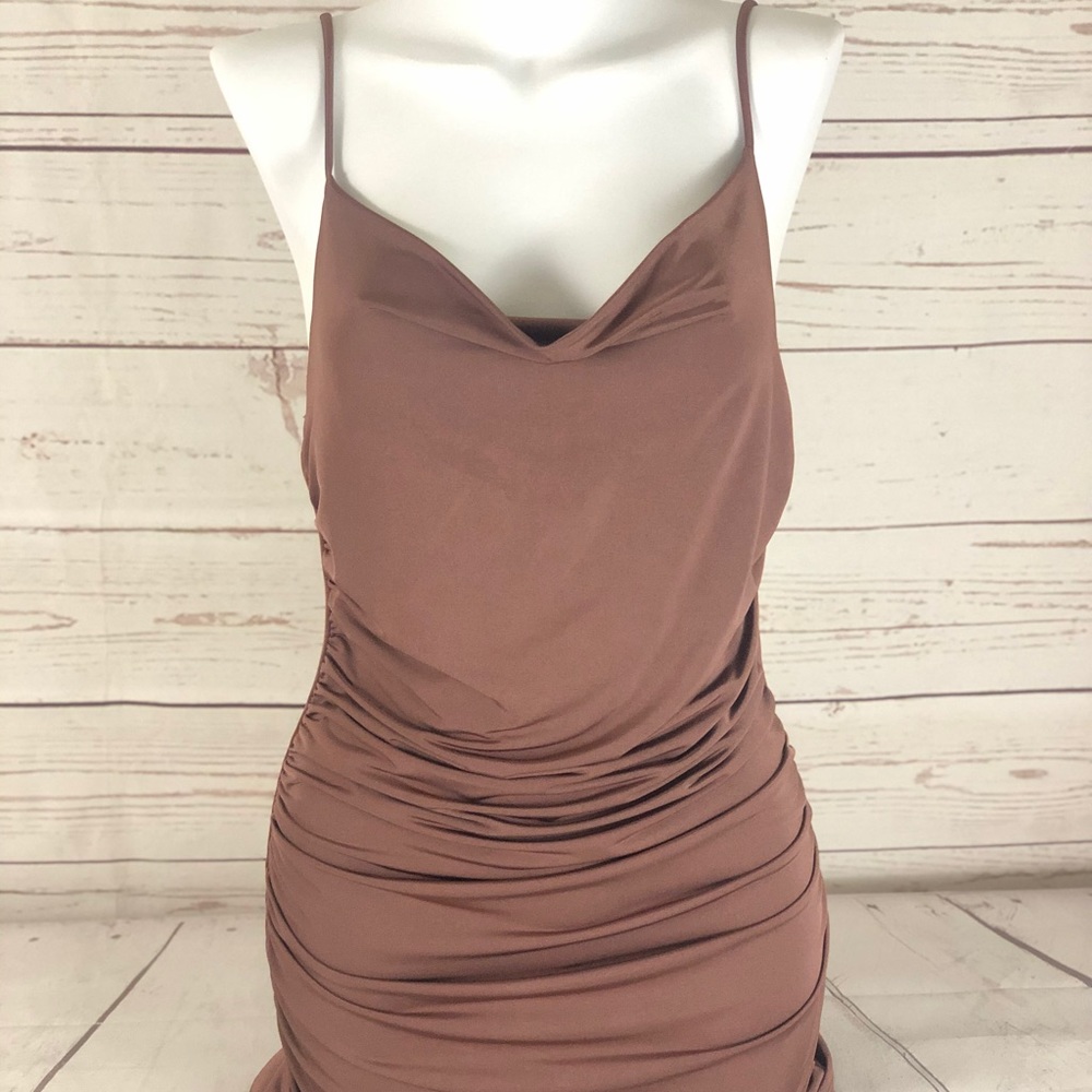 NWT dress size large color mocha